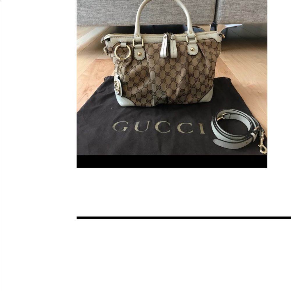 Gucci purse and wallet